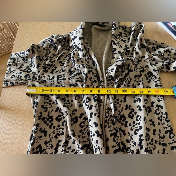 Premise|Olive Animal Print, Leopard Print Long Kimono Blazer, Size XS•••NWT - Picture 13 of 14